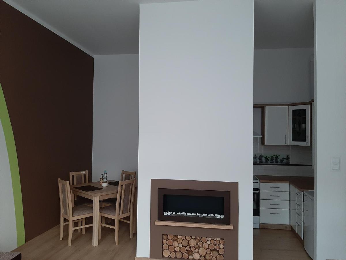 Apartament nad Jeziorem Olecko Exterior foto